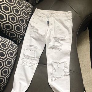 American Eagle tomgirl jeans